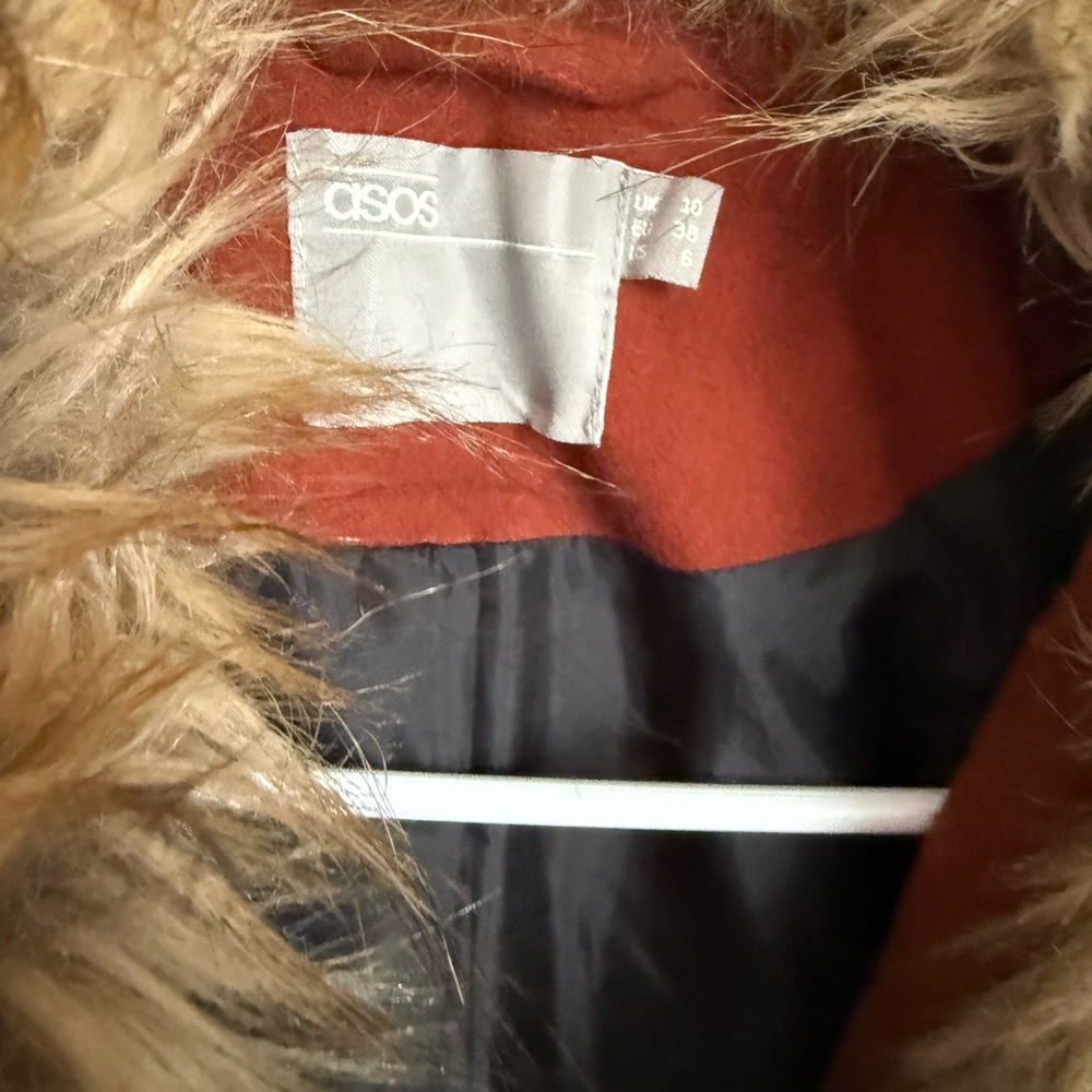 ASOS Rust Teddy Jacket with Faux Fur Collar size 6. - Picture 4 of 6